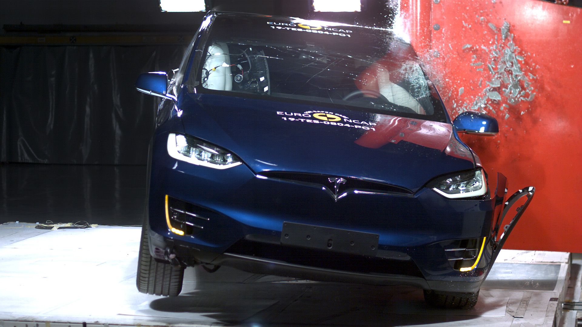 NCAP results Tesla Model X and Porsche Taycan