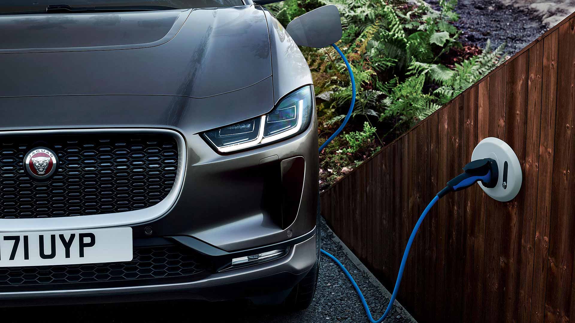 Jaguar I-Pace recharging