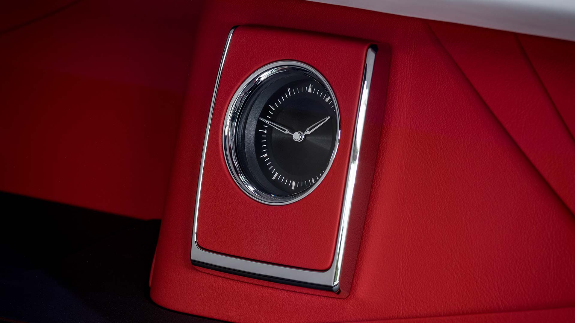 Rolls-Royce Bespoke Red Phantom