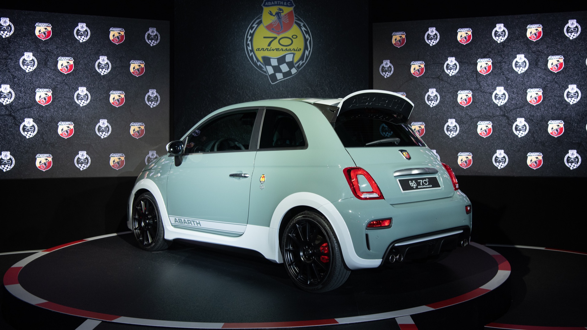 Abarth 695 70th Anniversario