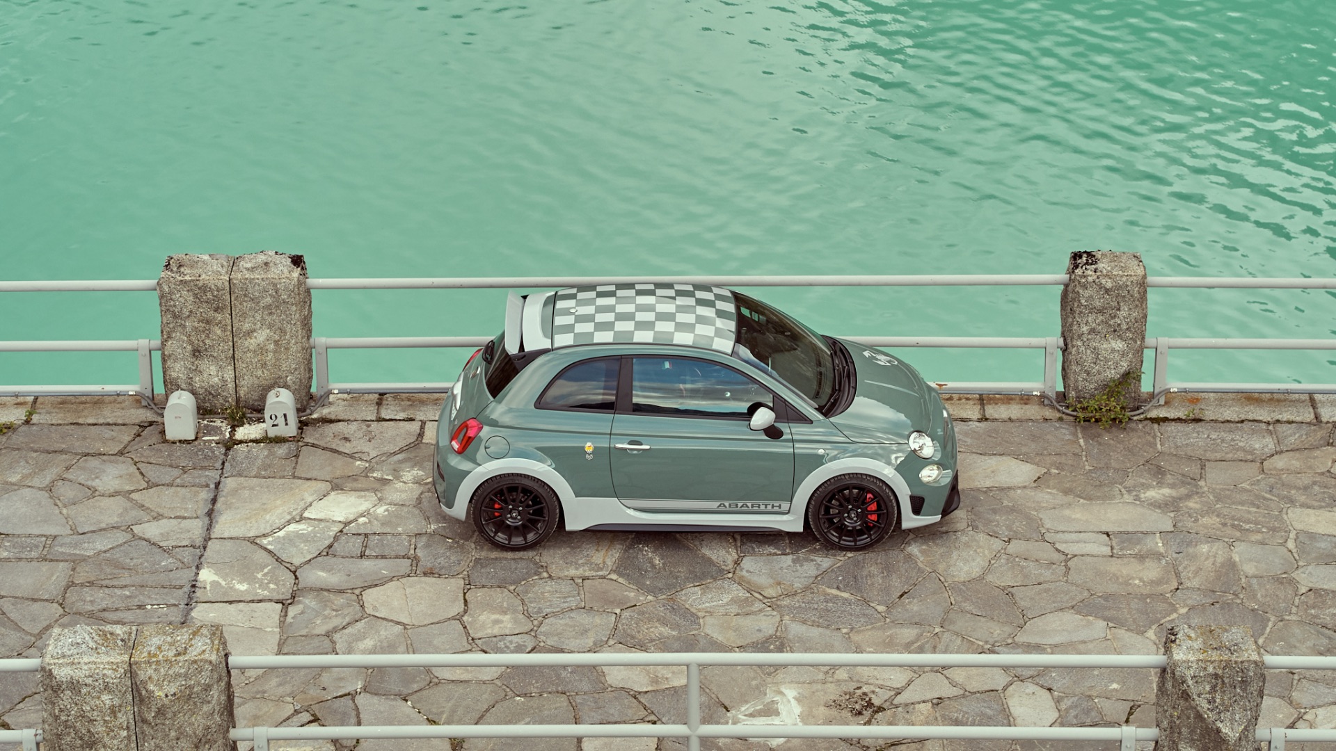 Abarth 695 70th Anniversario