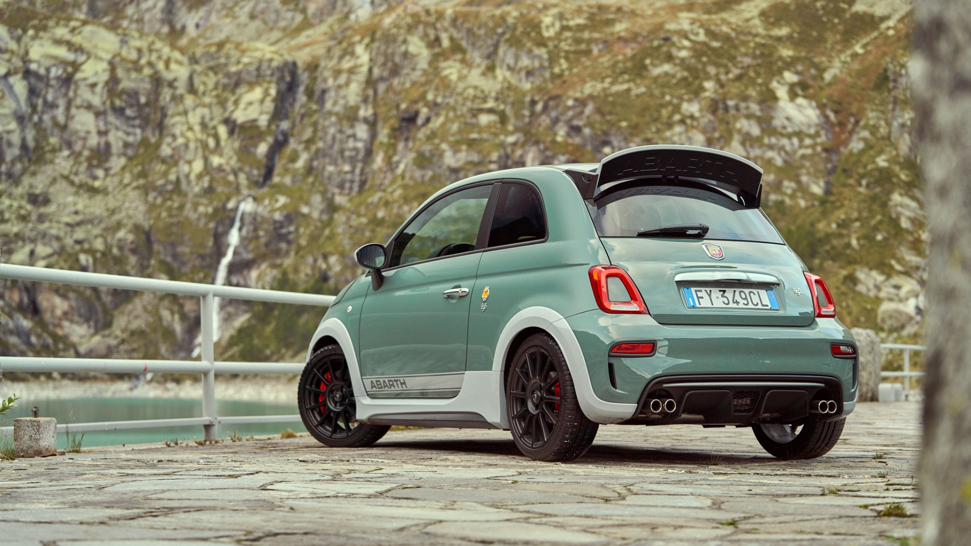 Abarth 695 70th Anniversario