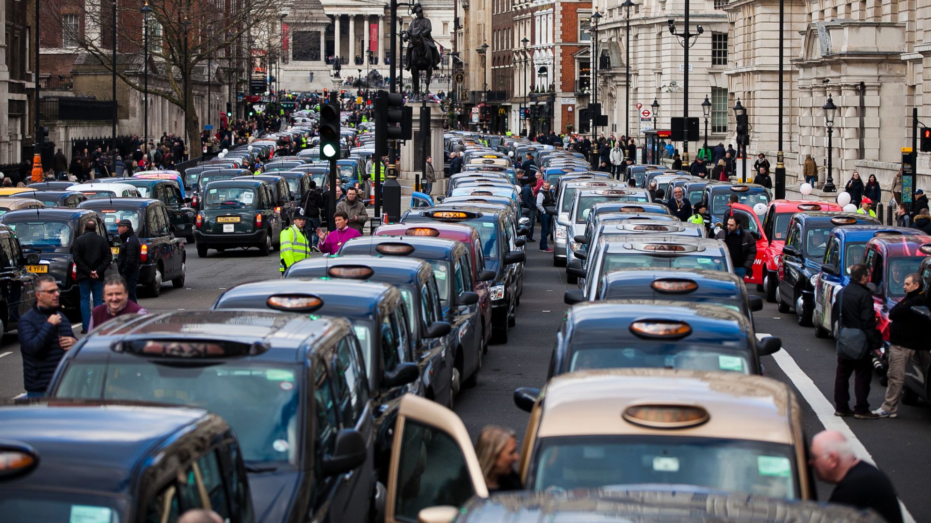 Uber licence loss sees taxi costs rise 21 percent