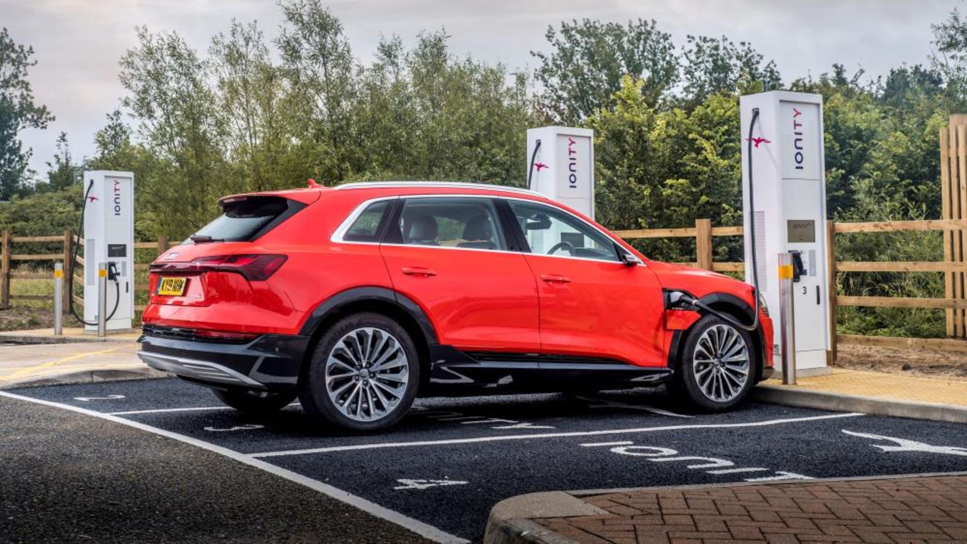 Audi E-Tron Charging Service