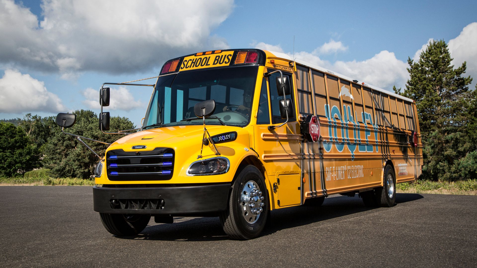 Daimler electric bus America