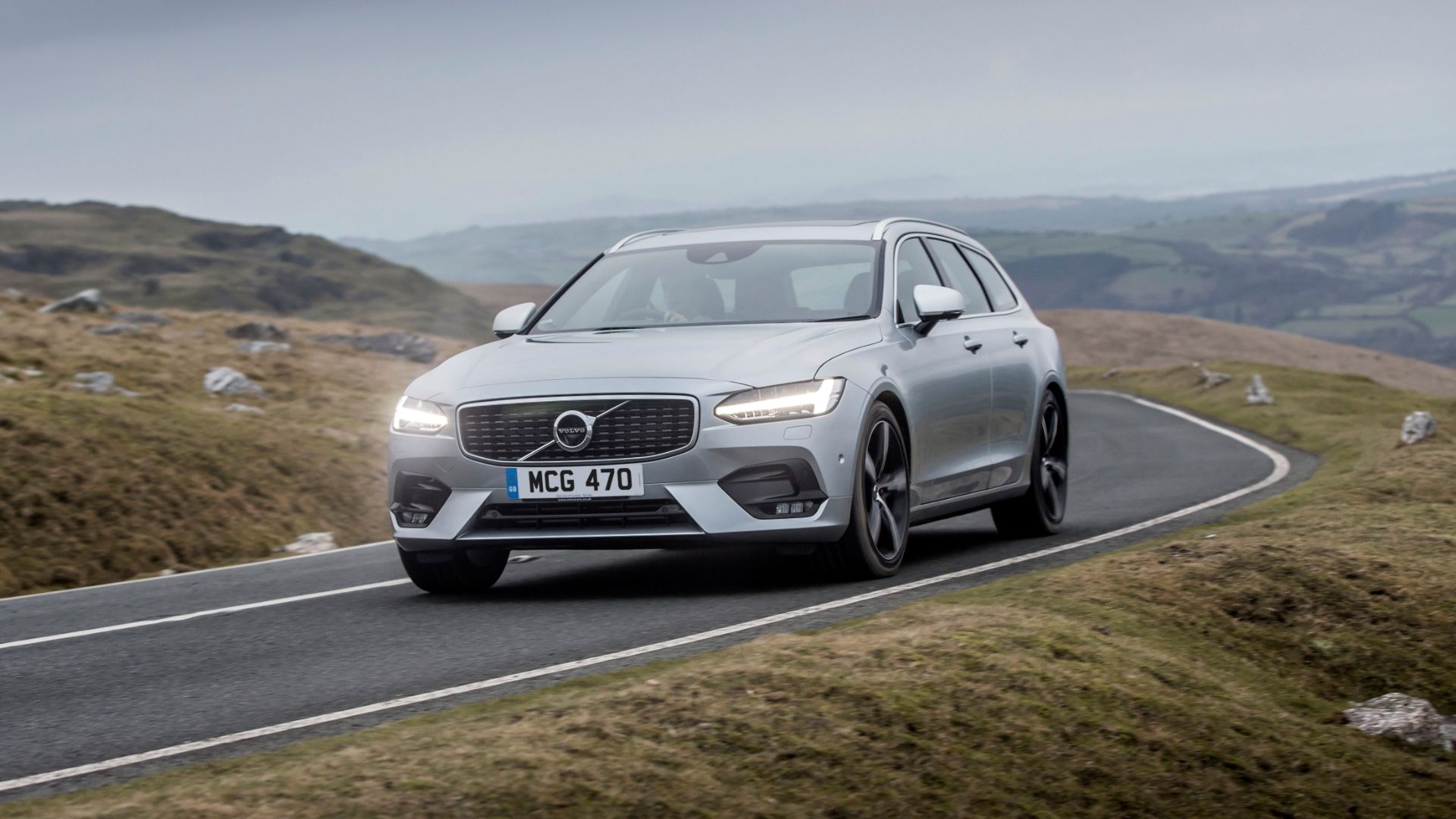 Volvo V90 T8 Twin Engine review