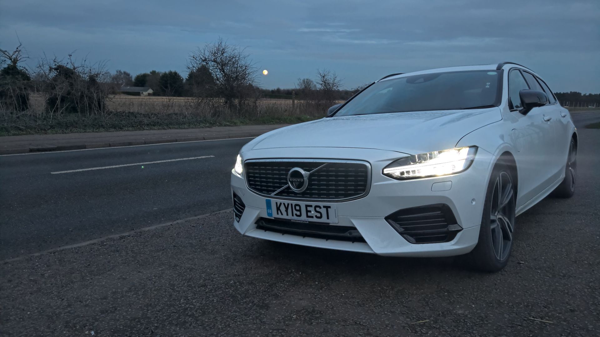 Volvo V90 T8 Twin Engine review