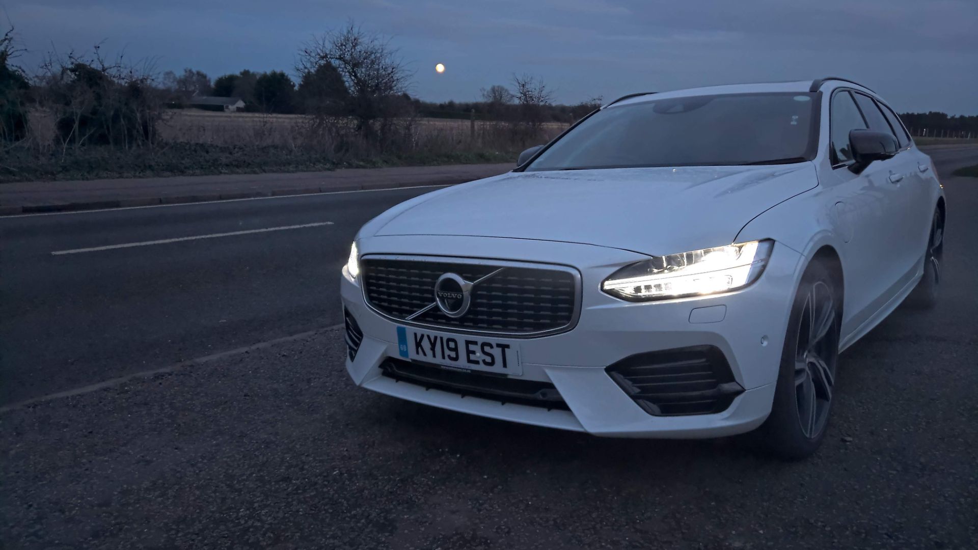 Volvo V90 T8 Twin Engine review