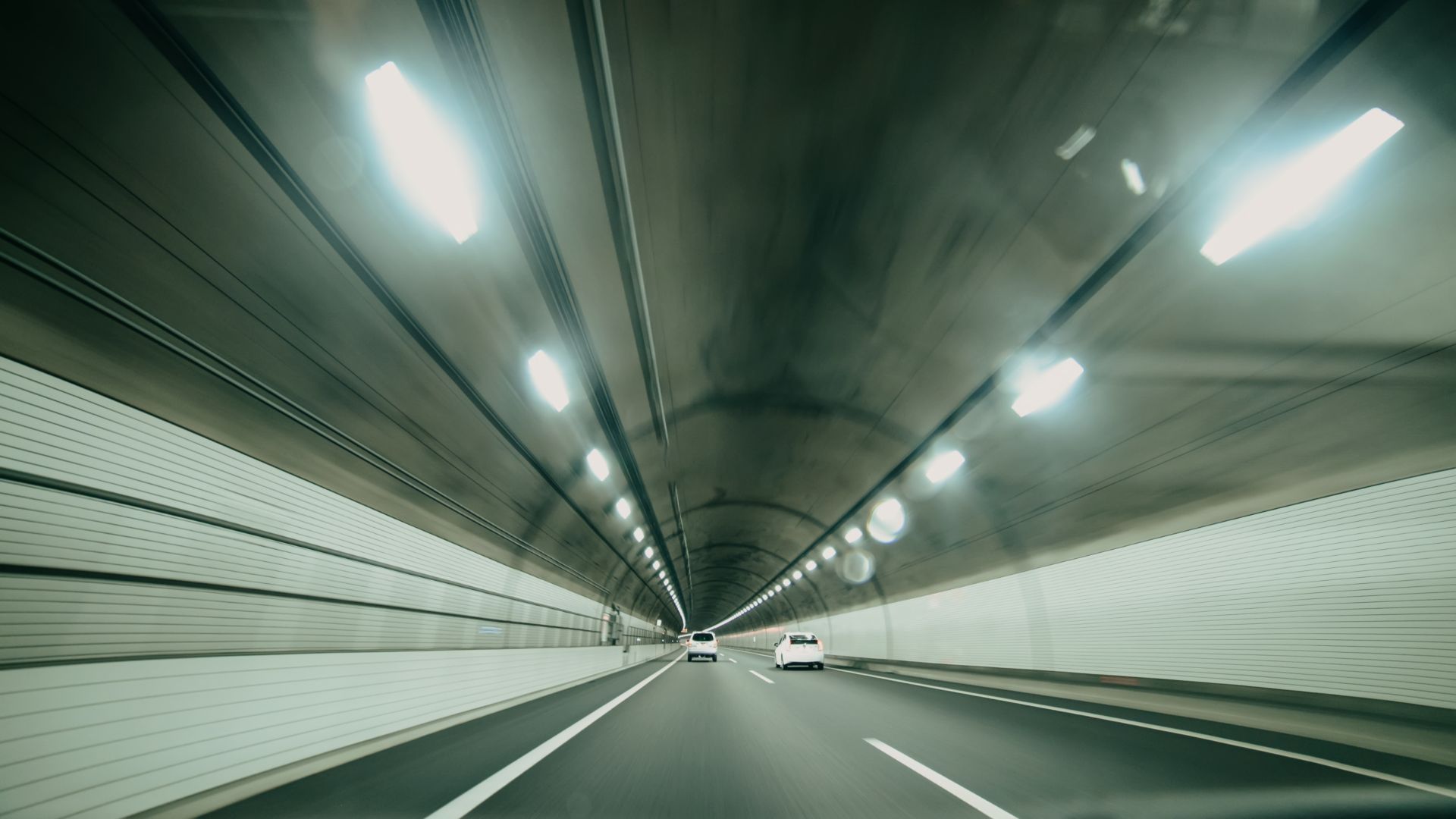 Highways England 70mph Thames tunnel