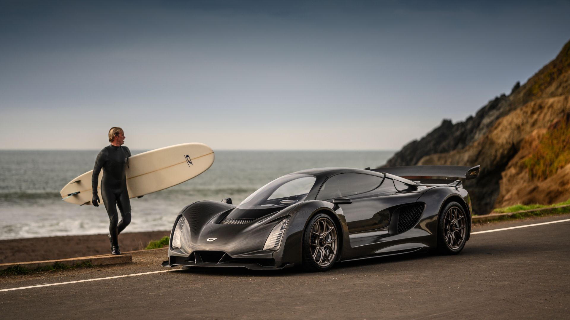 Czinger 21C hypercar revealed in full