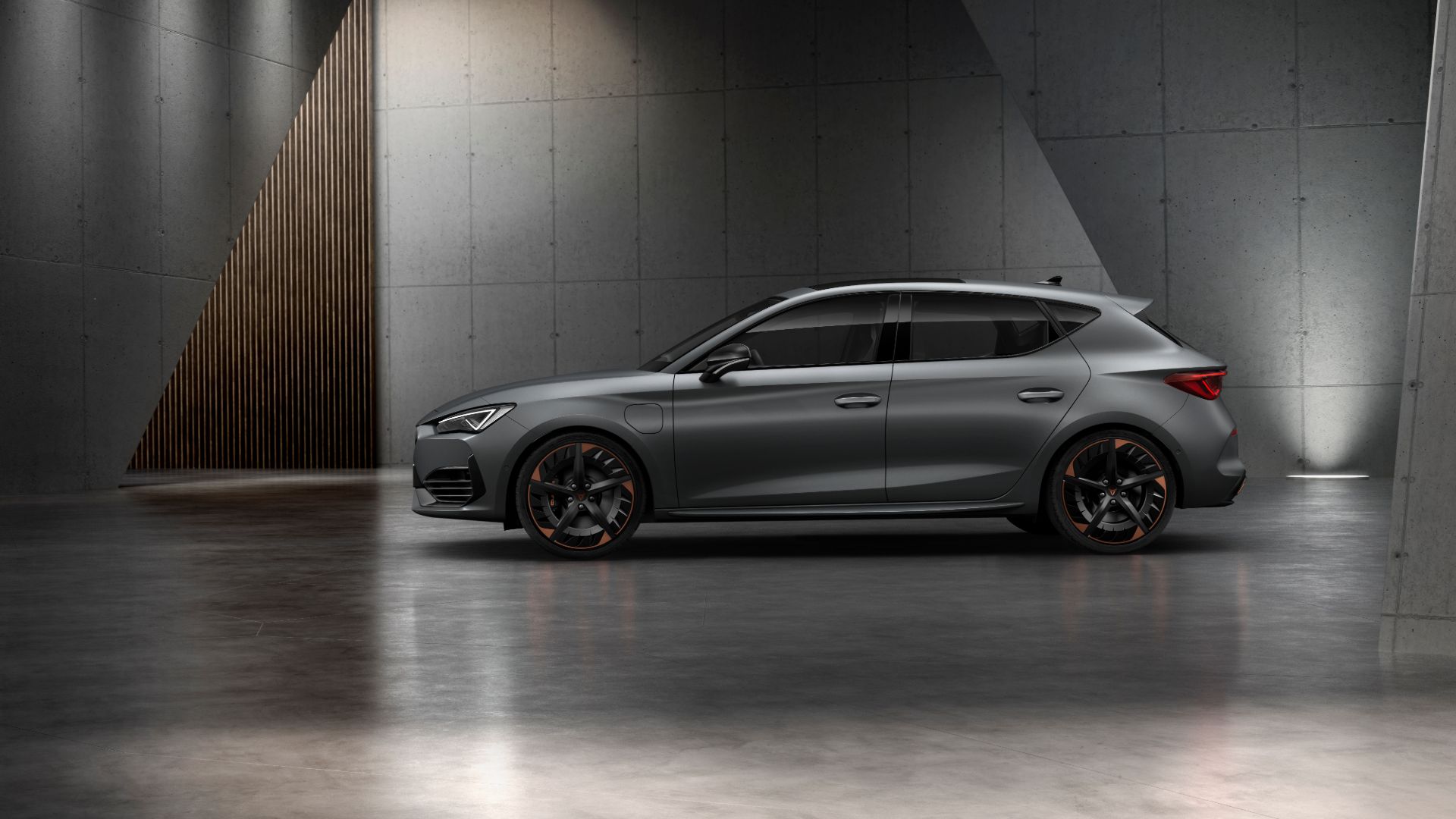 Cupra Leon revealed with hybrid option