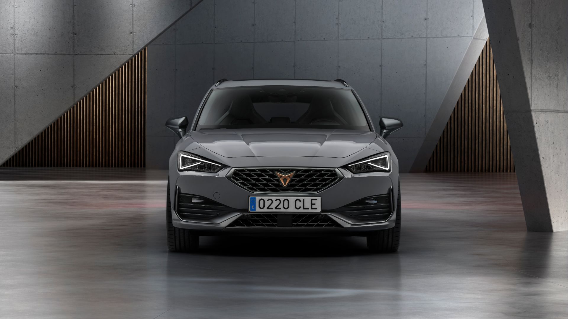 Cupra Leon revealed with hybrid option