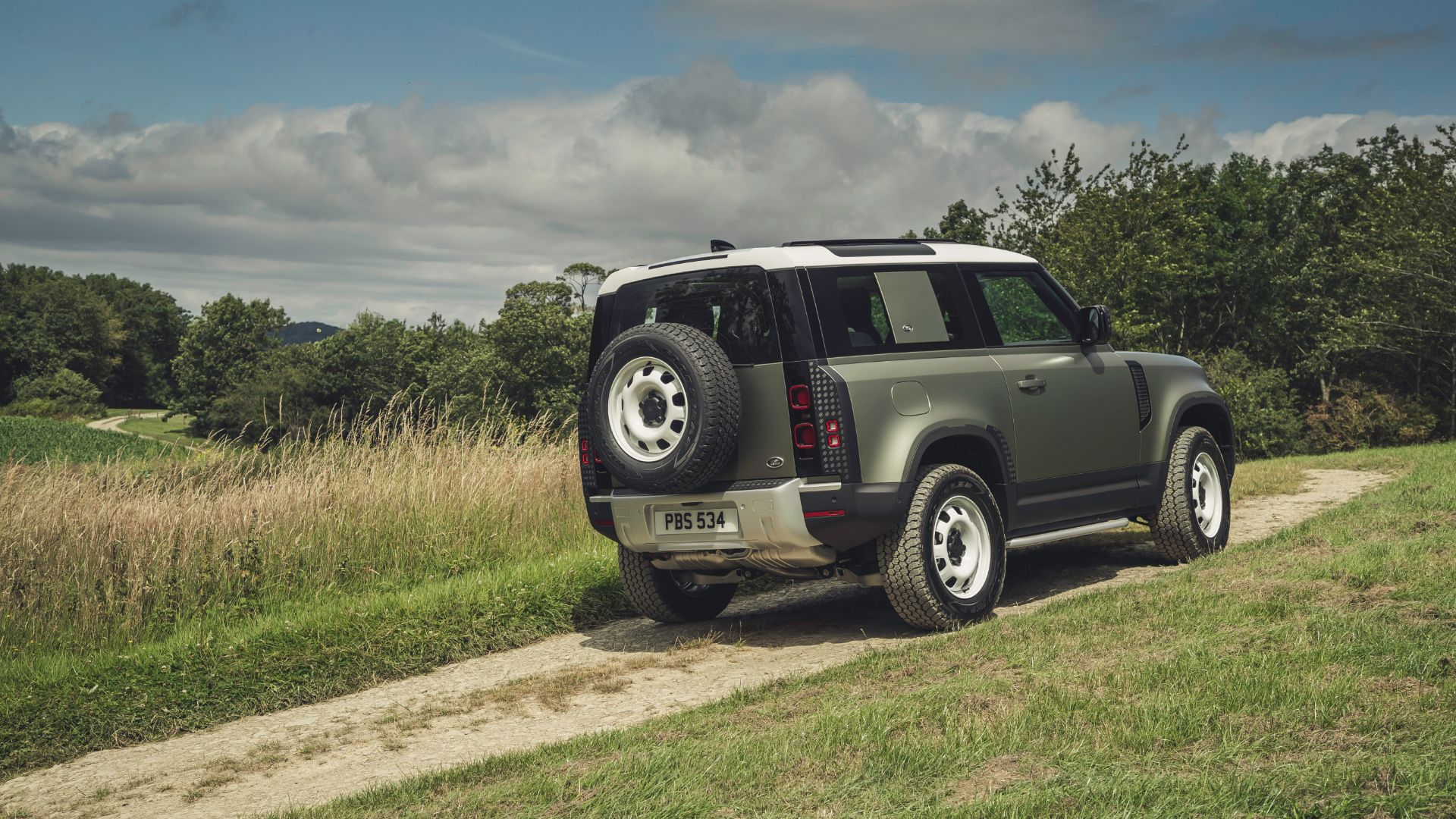 Land Rover Defender 90 price revealed