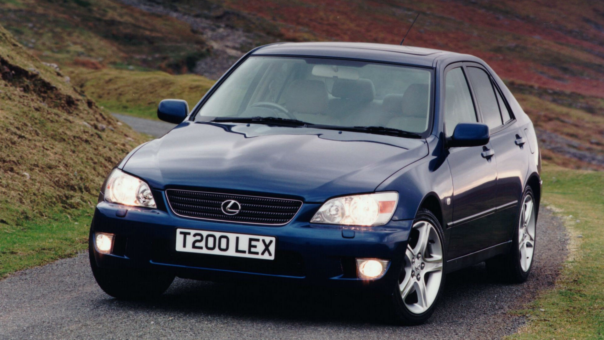 Lexus IS 200