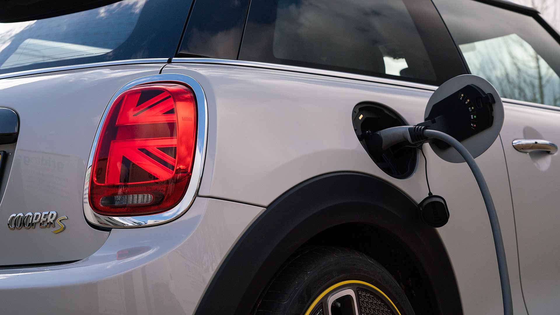 Mini Electric (2020)