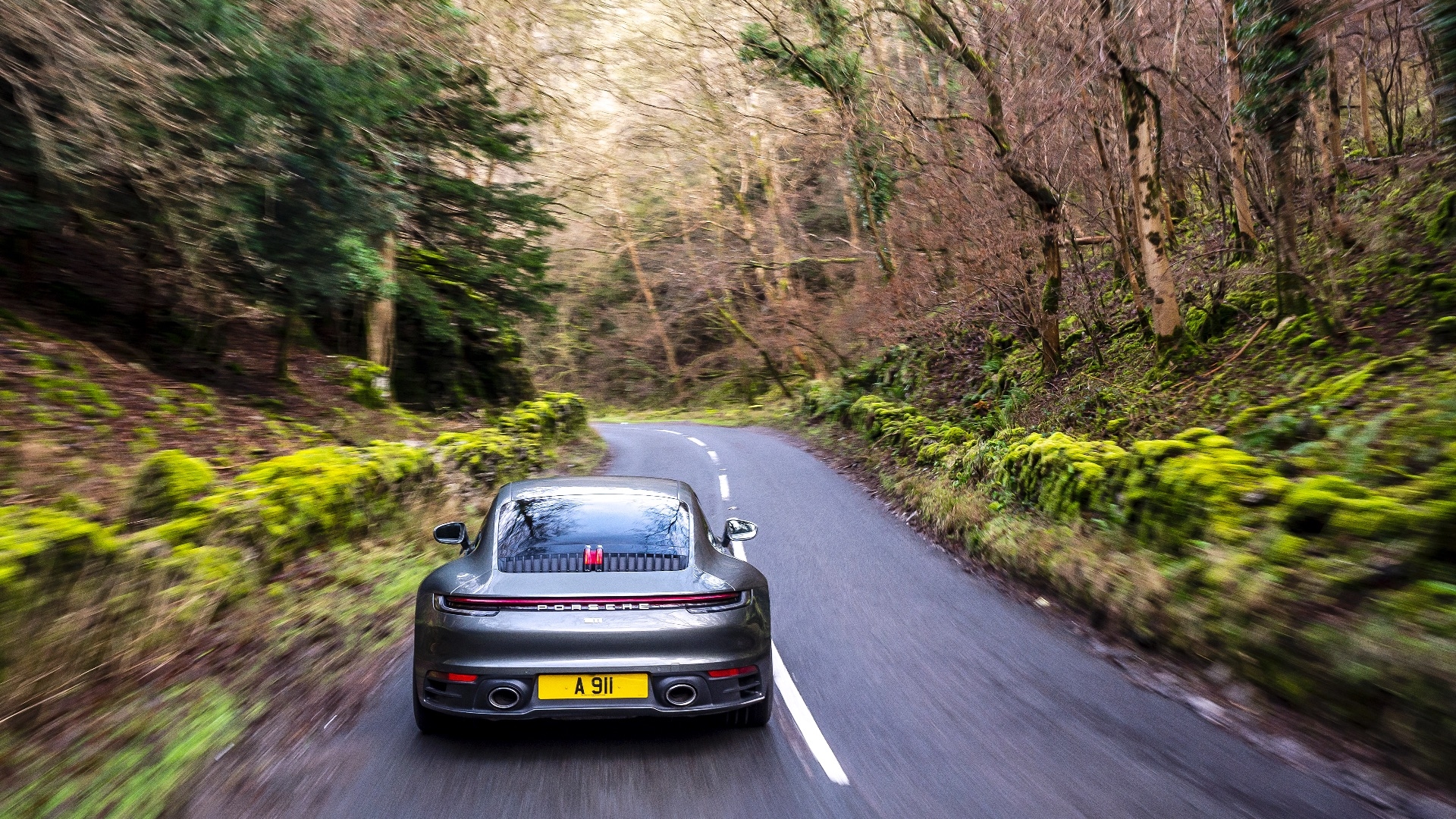 2020 Porsche 911 Carrera