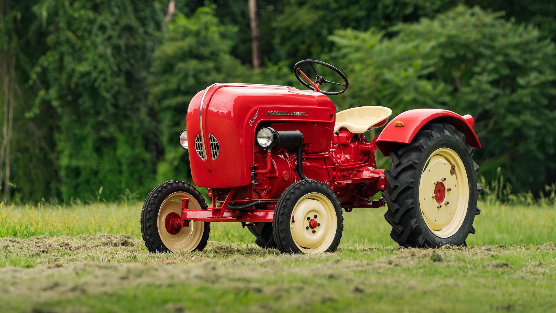 Porsche Diesel Junior 108 tractor