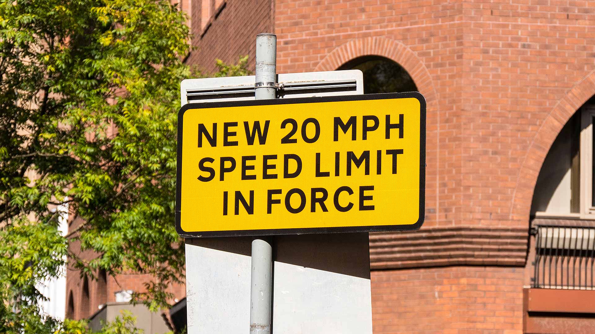 New 20mph speed limit in force road sign