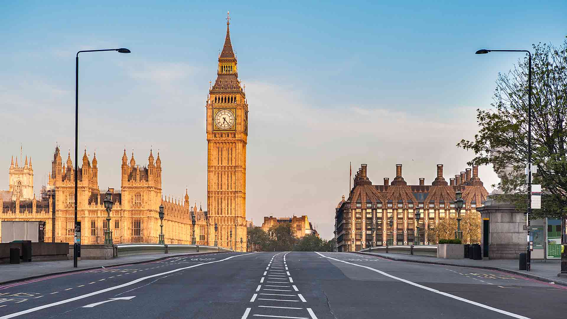 Empty Westminster Bridge