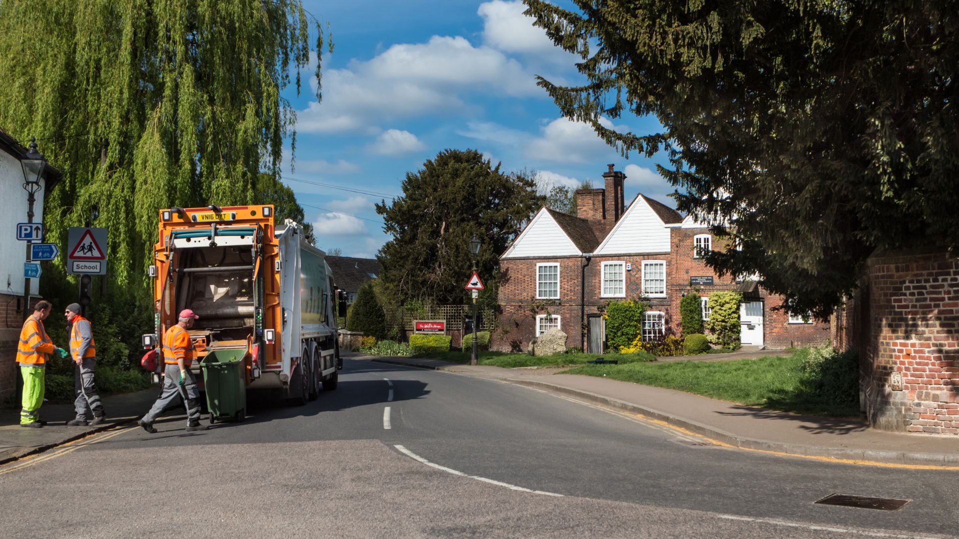 Bin lorries to play ice cream van music