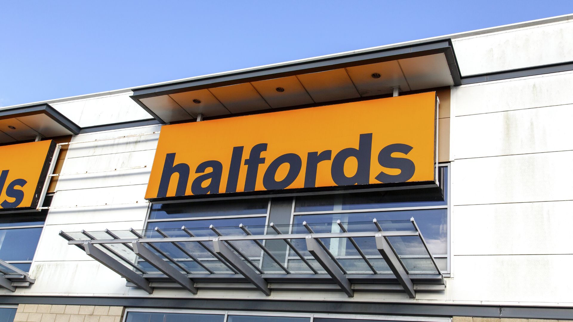 Halfords waives MOT rebook fee for coronavirus self-isolators