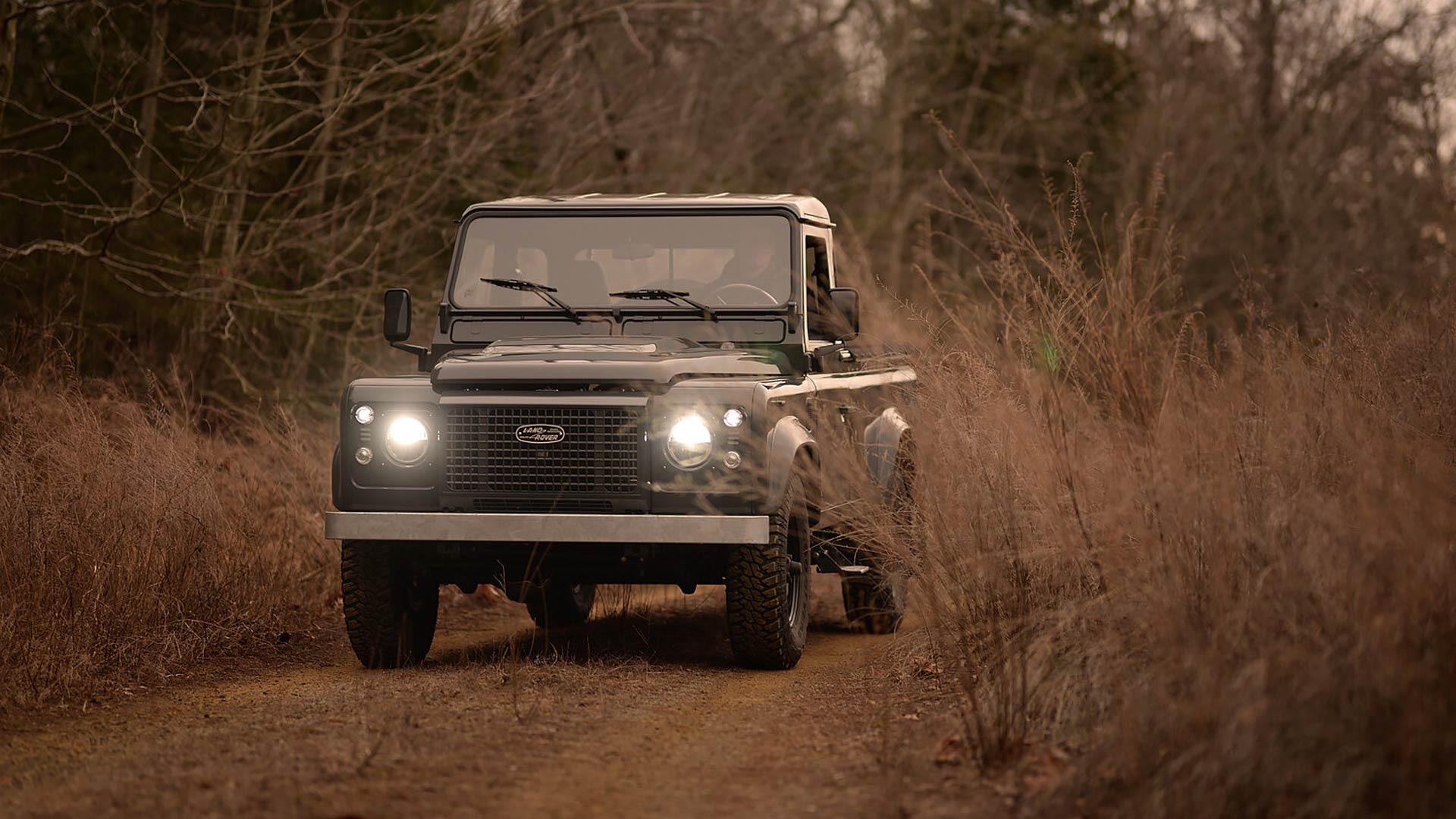 Commonwealth Classics Defender 110 Pickup