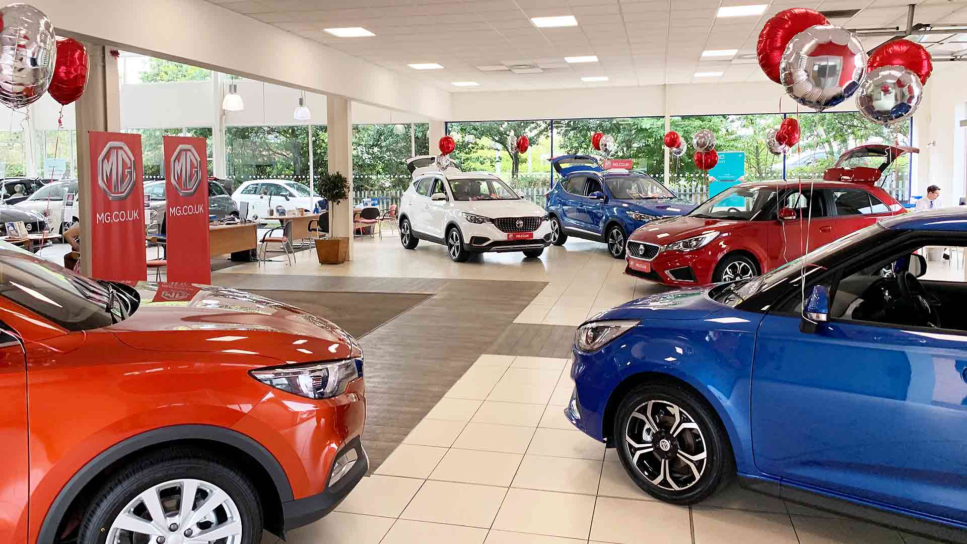 MG UK auto retail showroom