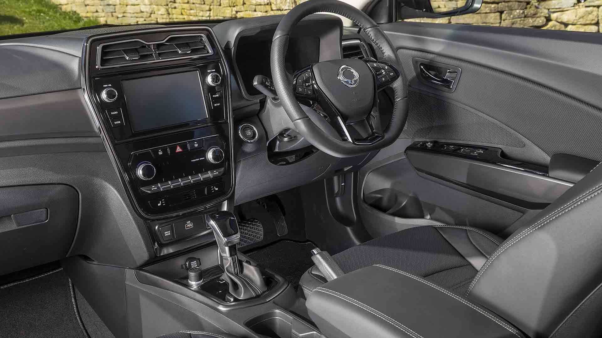 2020 SsangYong Tivoli interior