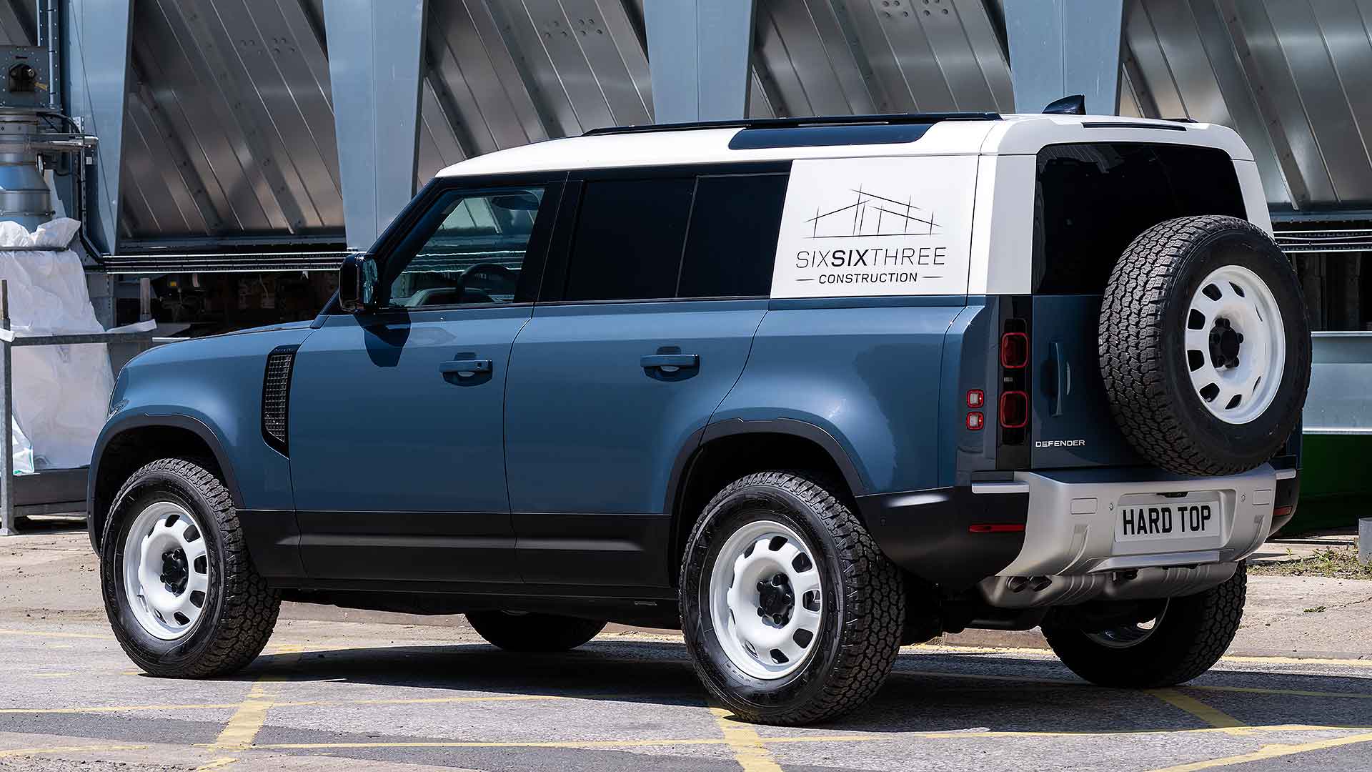 Land Rover Defender 110 Hard Top