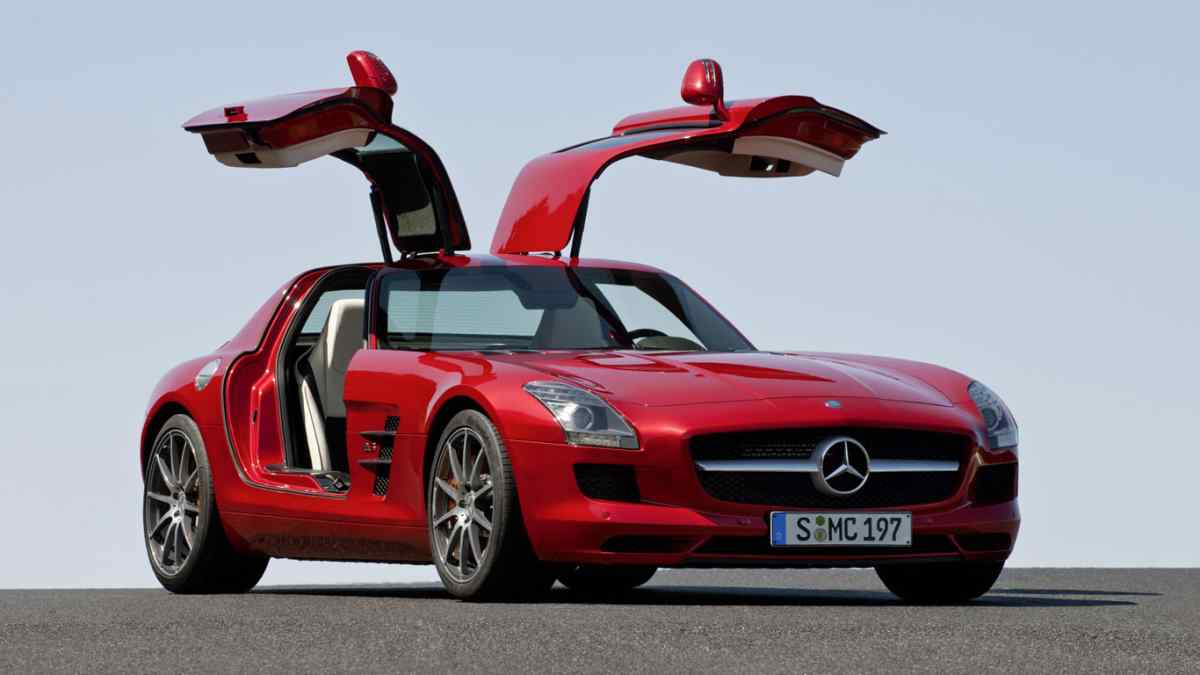 Mercedes-Benz SLS AMG