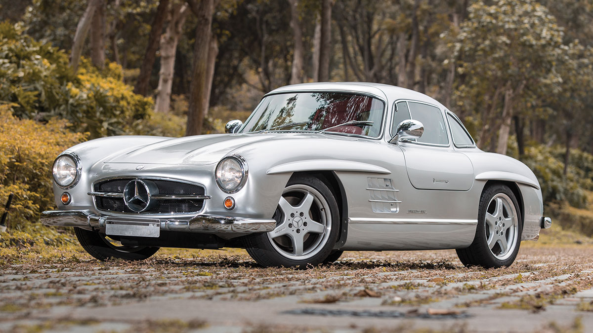 Mercedes-Benz 300 SL Gullwing AMG