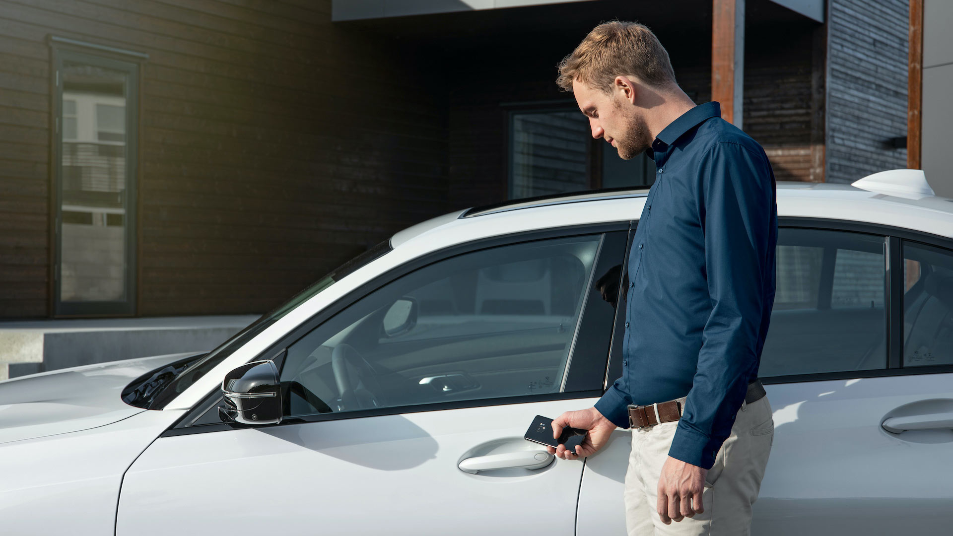 How to use Apple Car Key