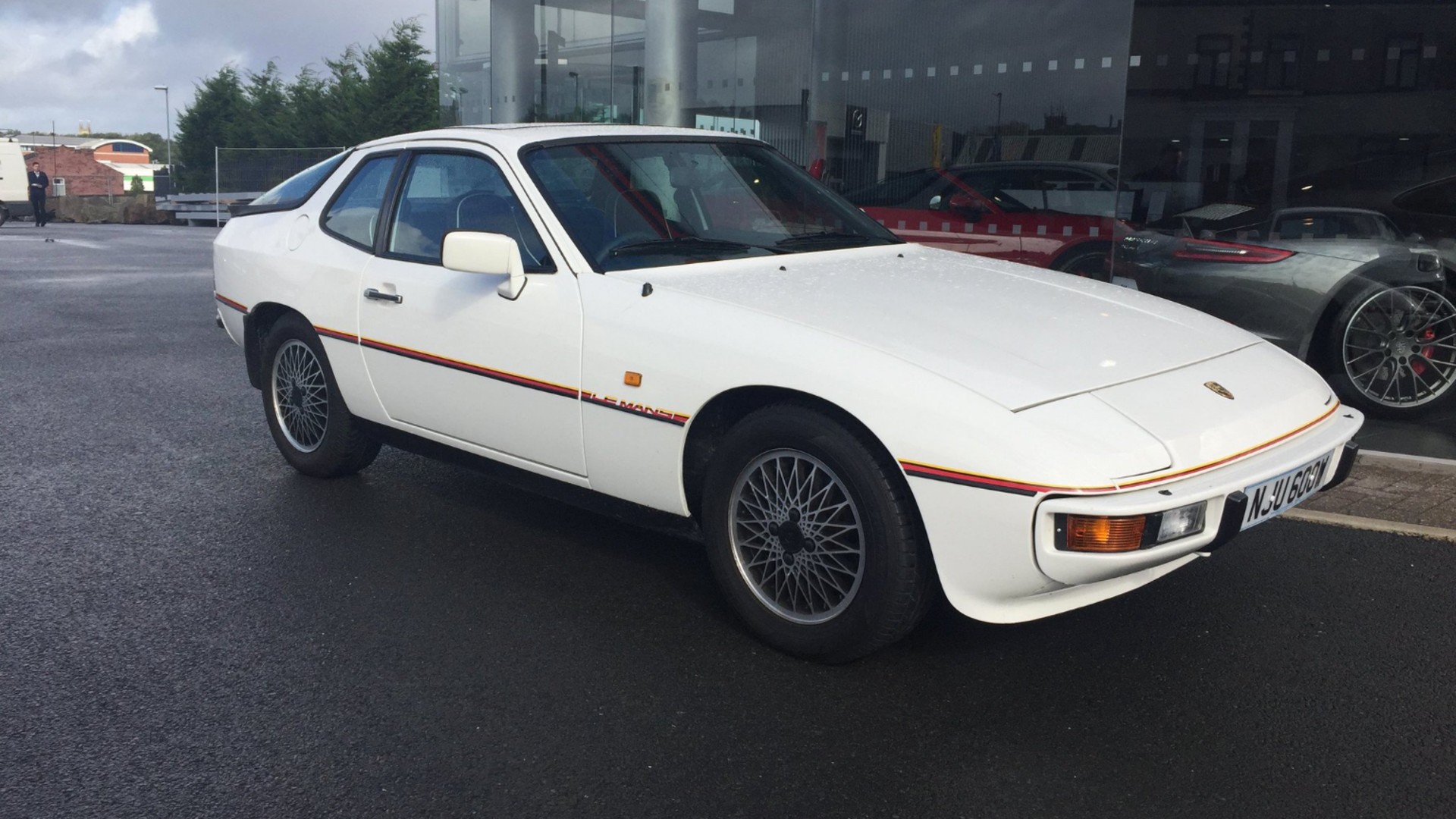 Porsche 924S Le Mans