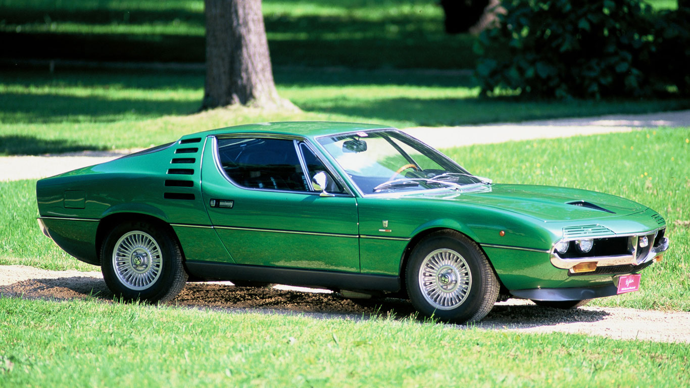 Alfa Romeo Montreal