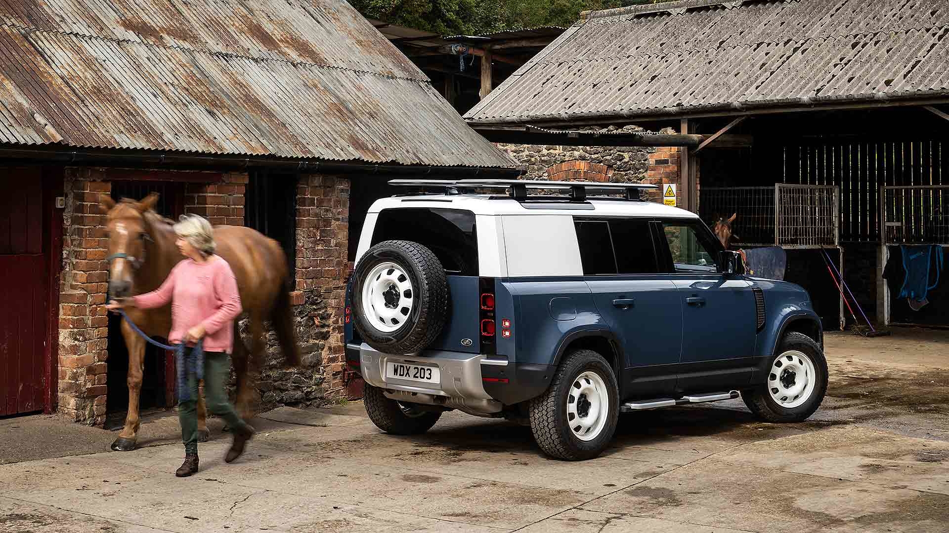 2021 Land Rover Defender Hard Top