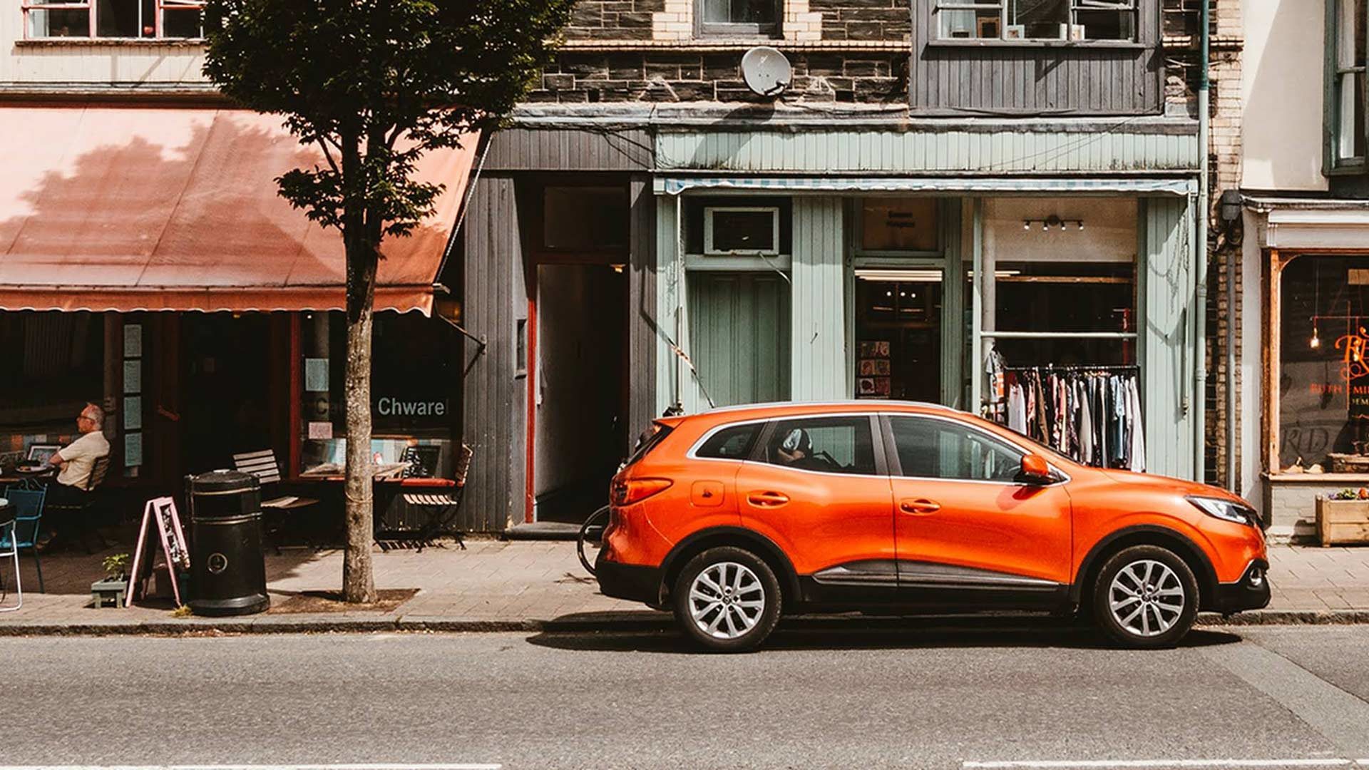 Waze supports local businesses