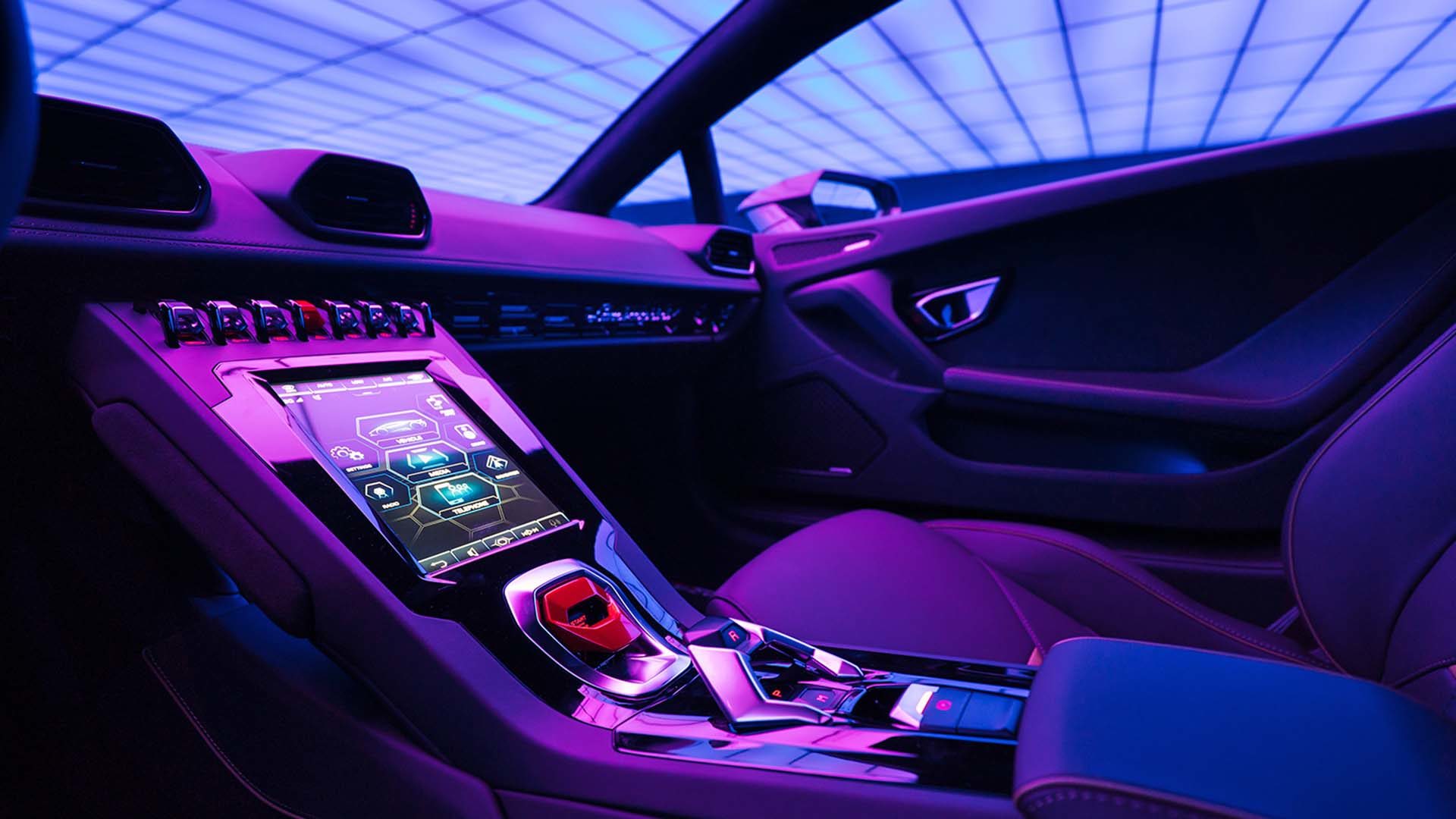 Lamborghini Huracan interior