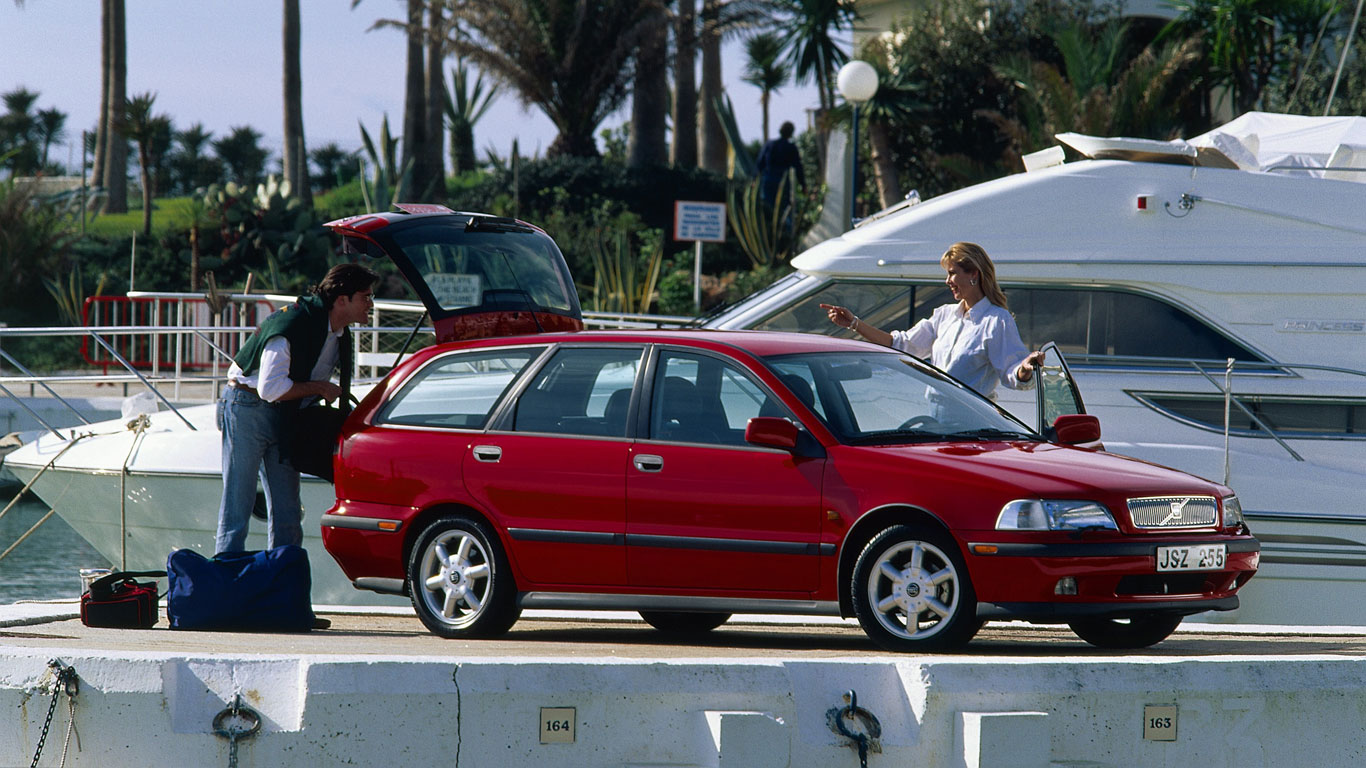 Volvo V40 – 1995