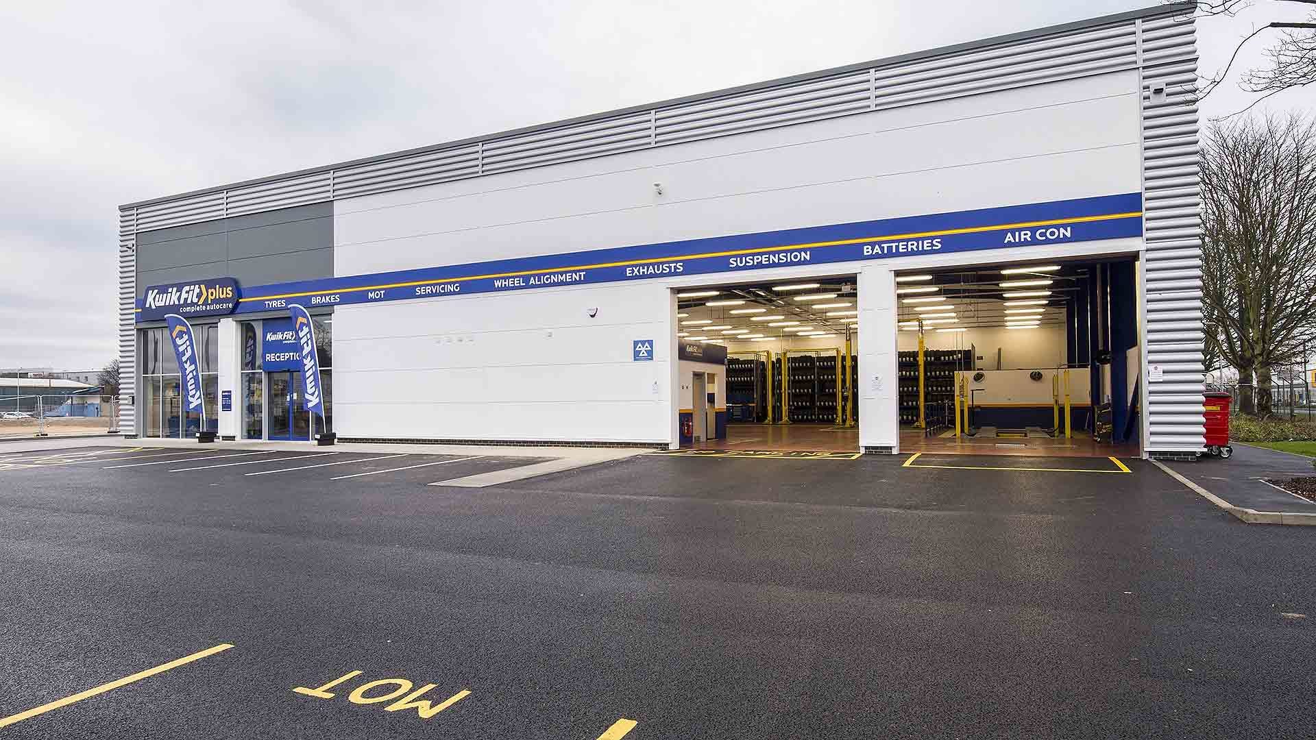 Kwik-Fit MOT bays