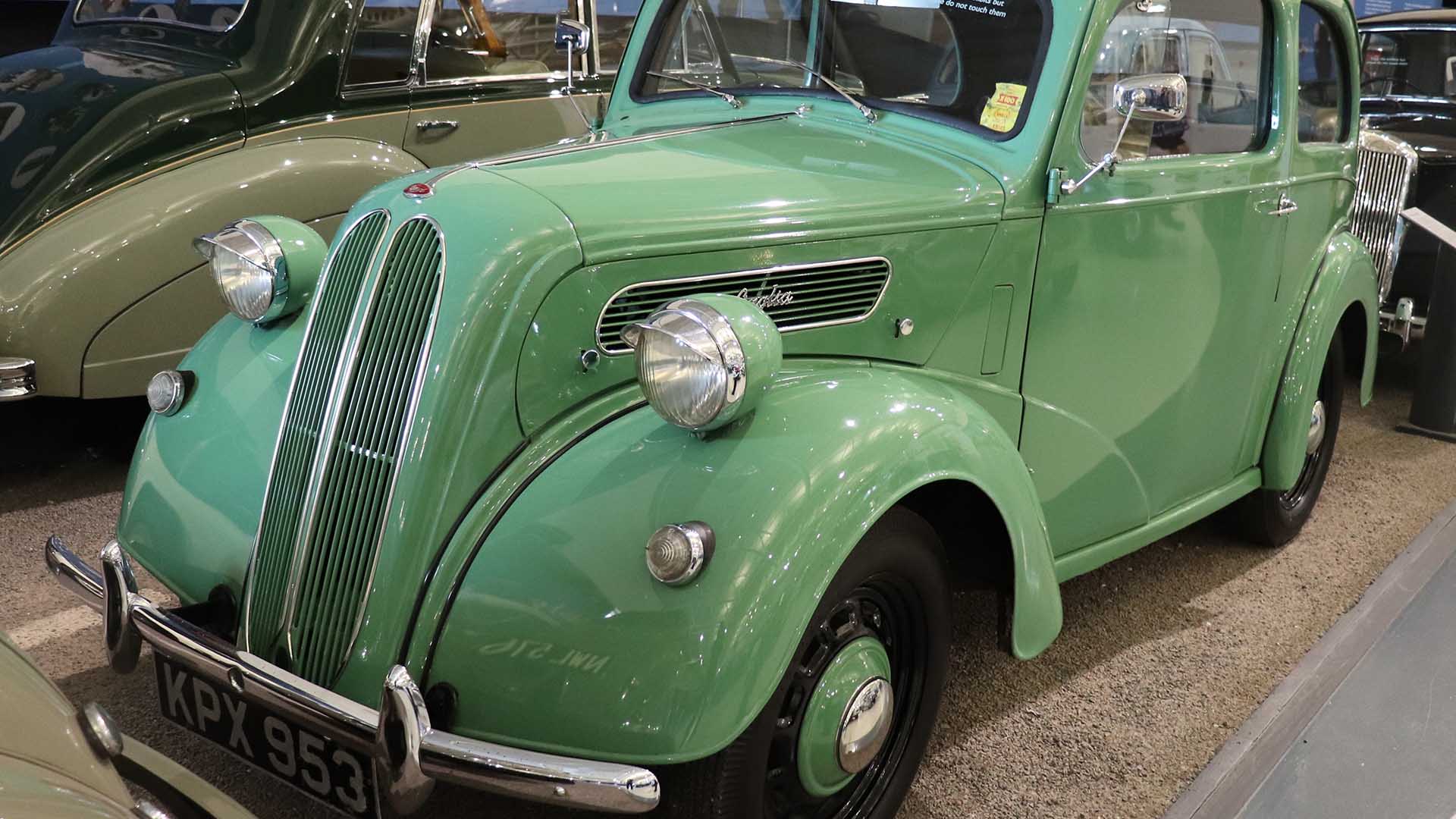 1949 – Ford Anglia