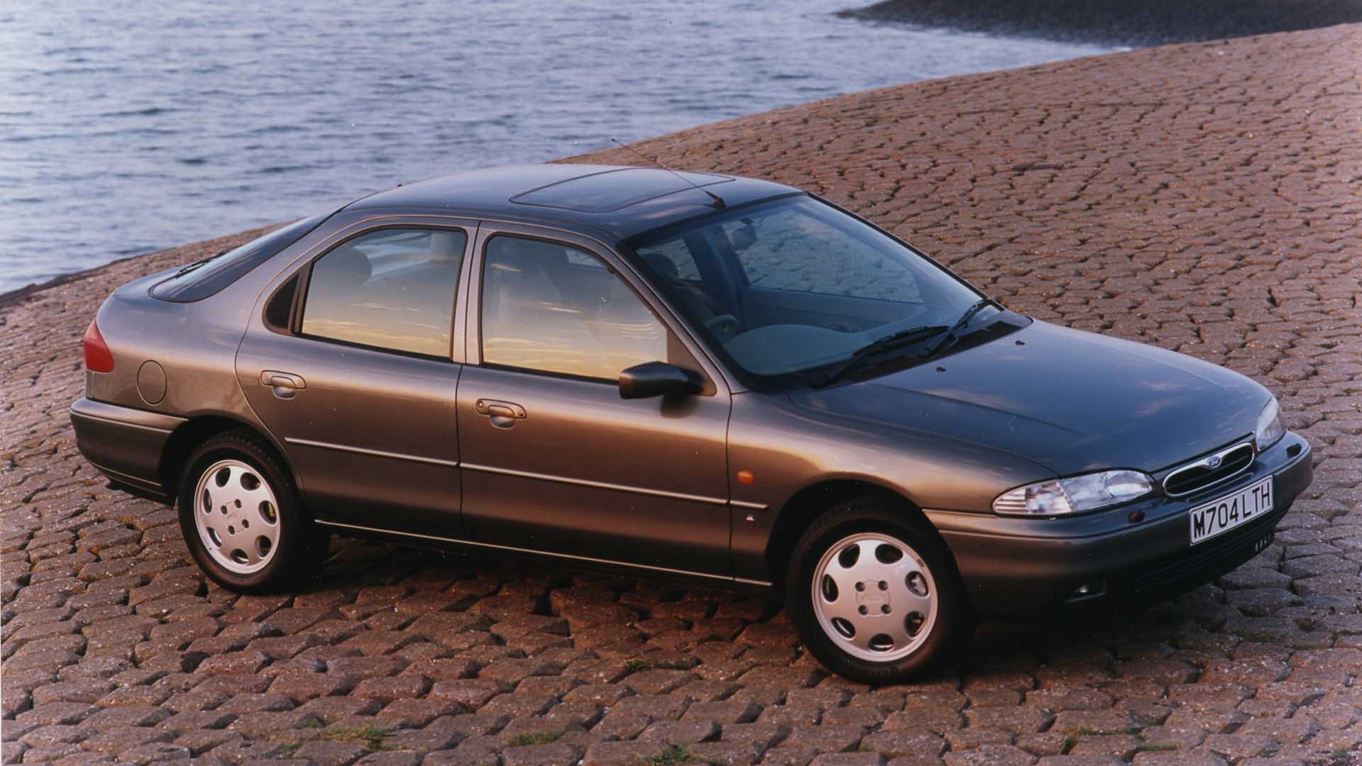 1992 – Ford Mondeo