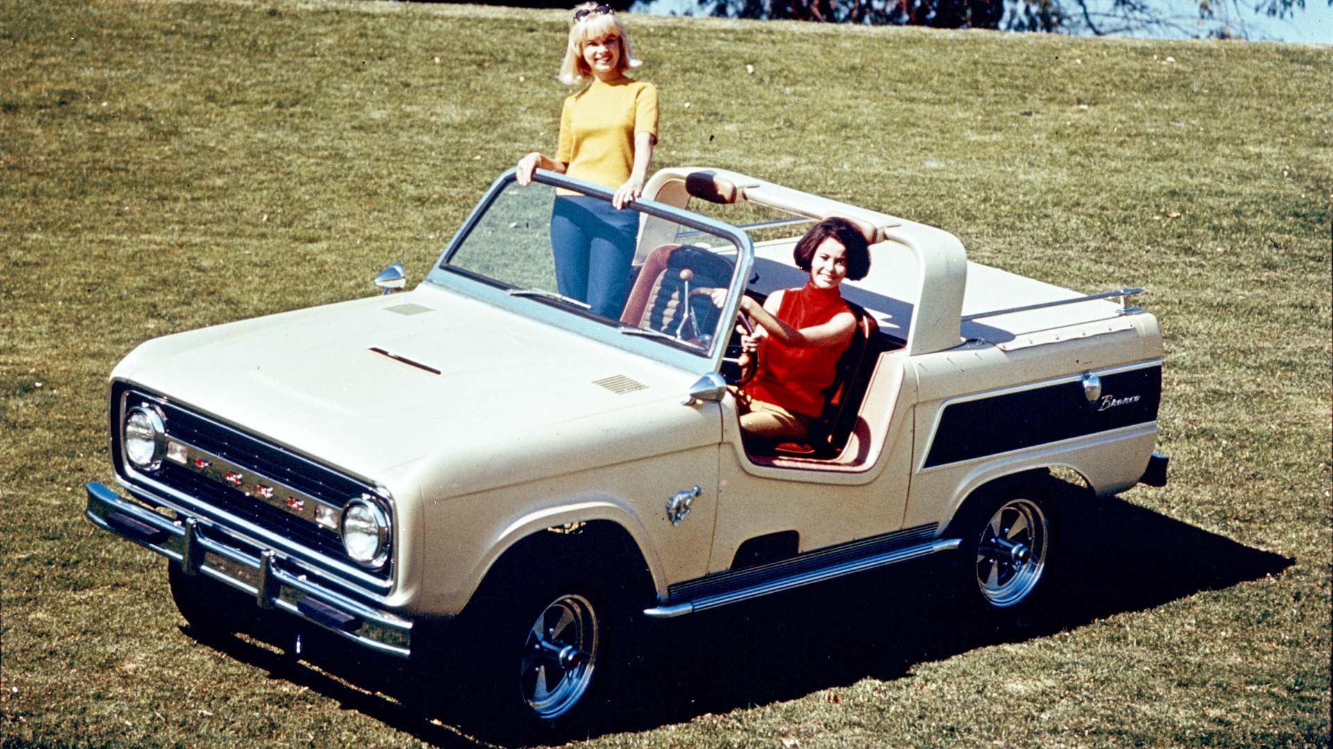 1966 Ford Bronco Dune Duster Concept