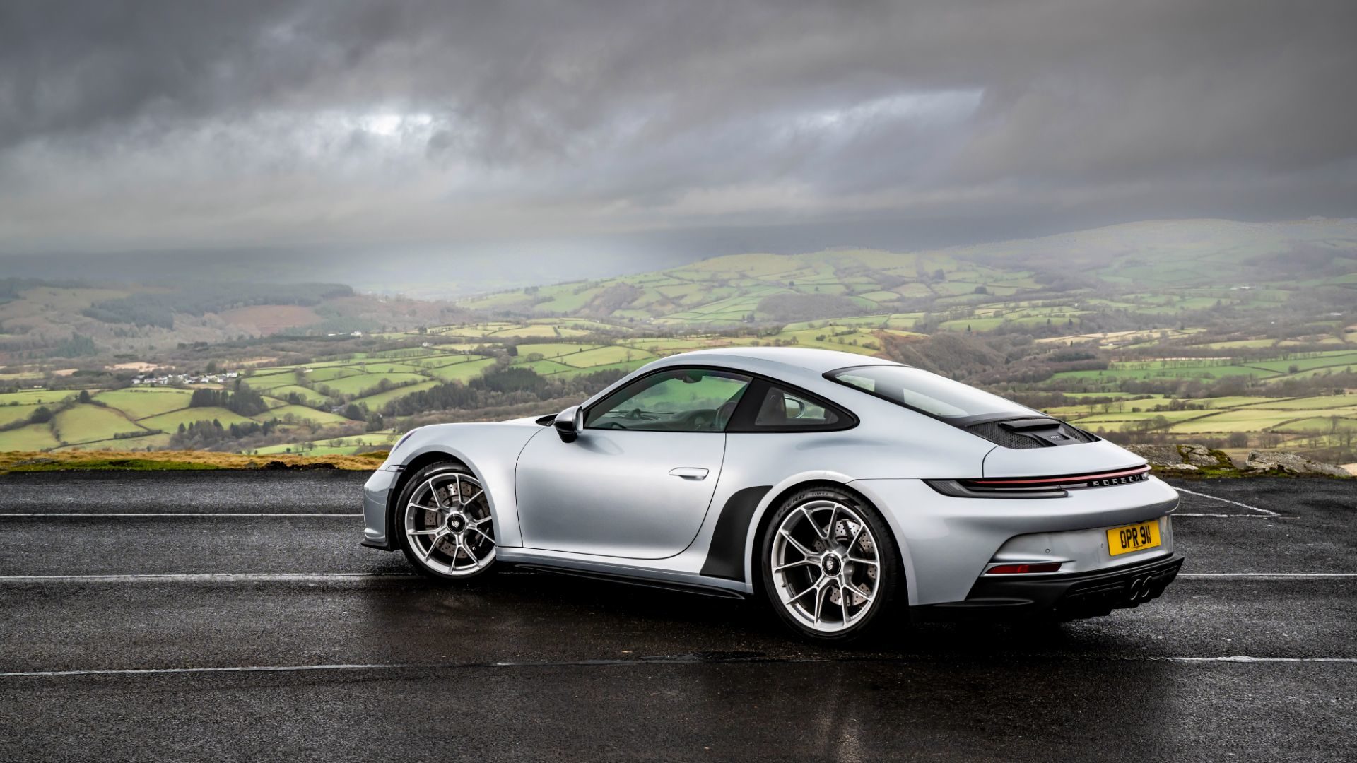 Porsche 911 GT3 Touring