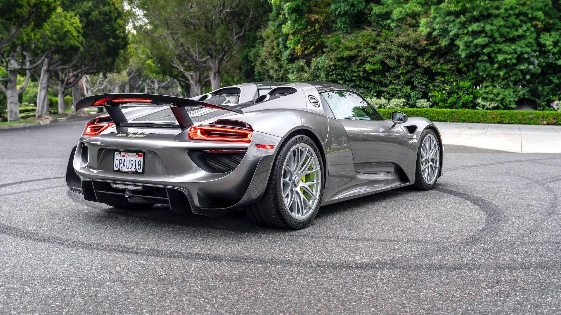 Collecting Cars Porsche 918 Spyder