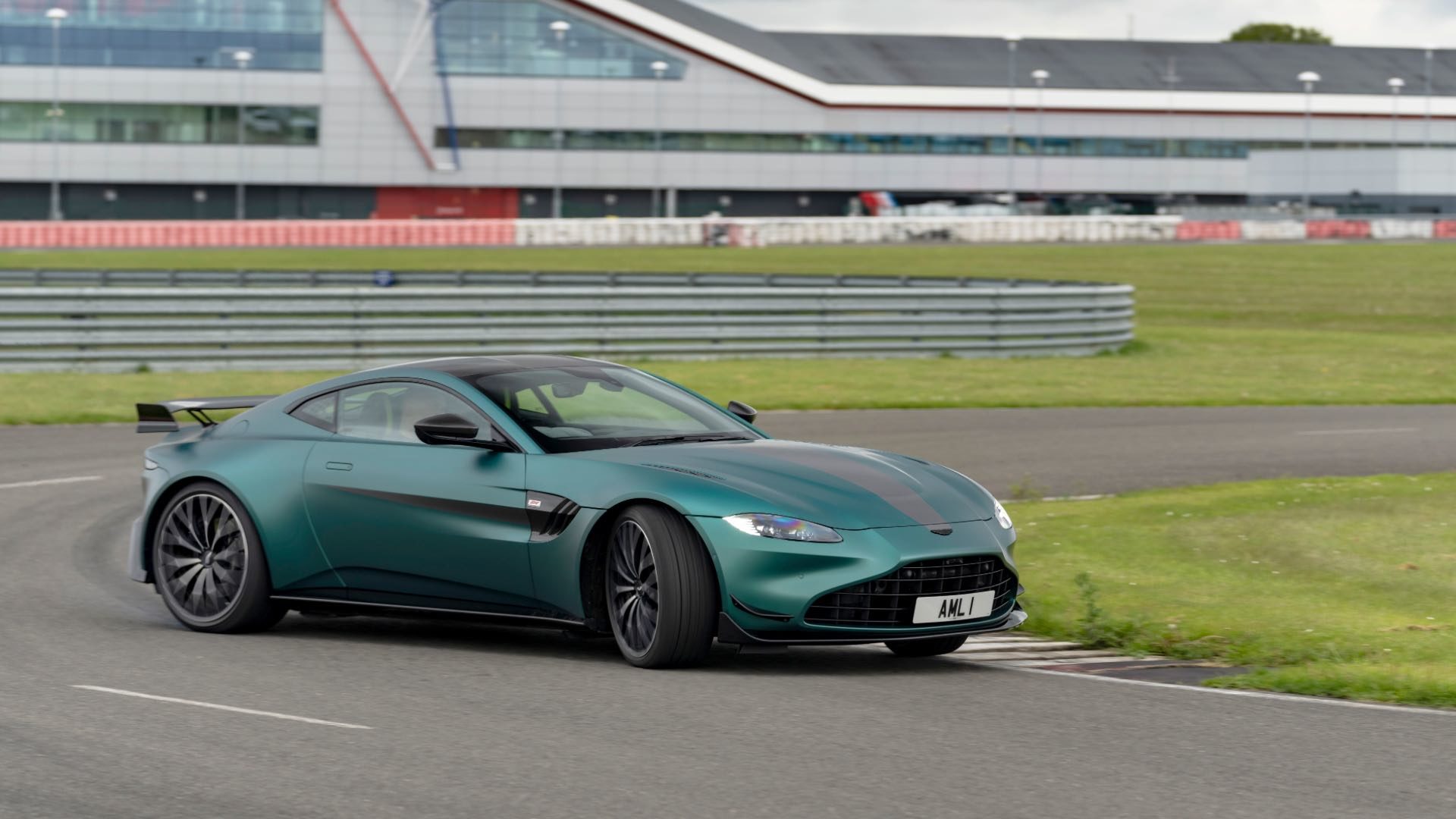 Aston Martin Vantage F1 Edition