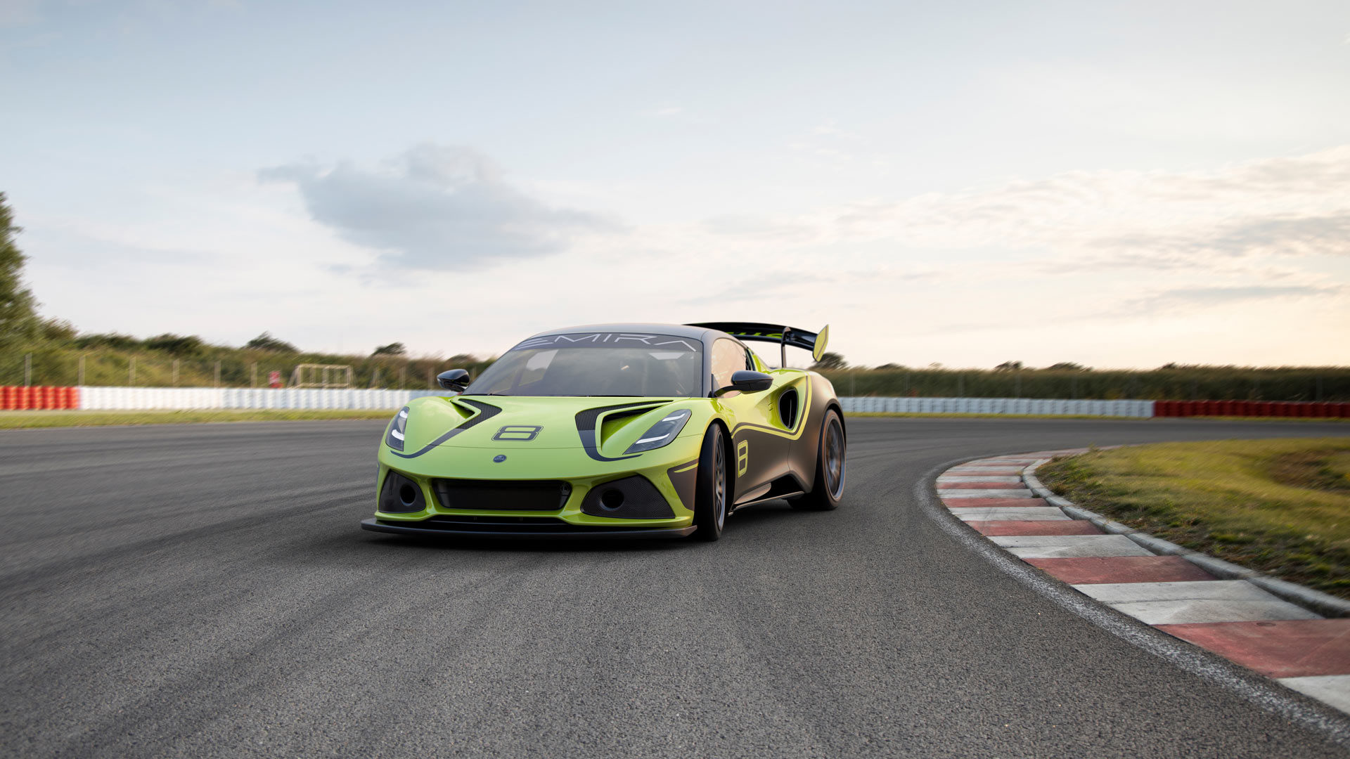 2021 Lotus Emira GT4