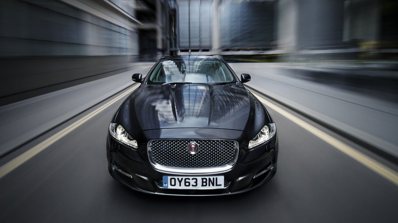 Skyfall: Jaguar XJ