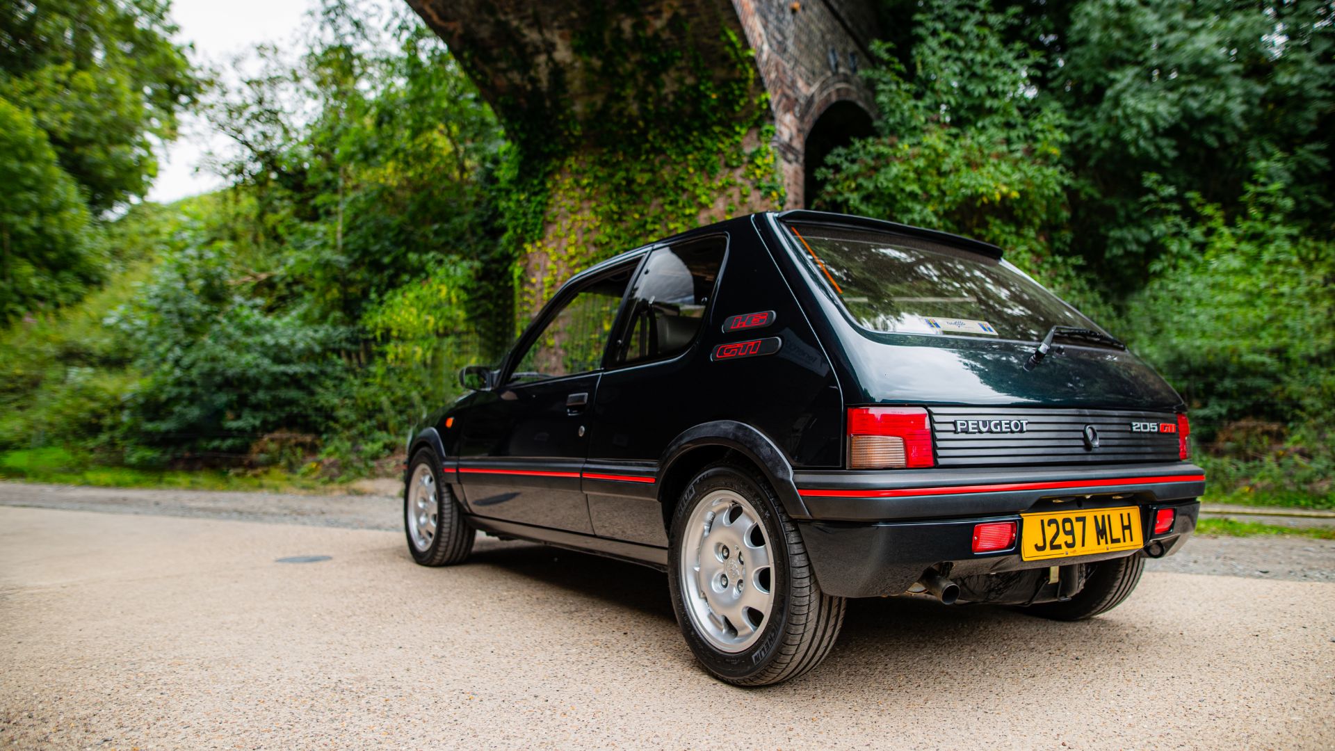 Peugeot 205 GTI Tolman Edition