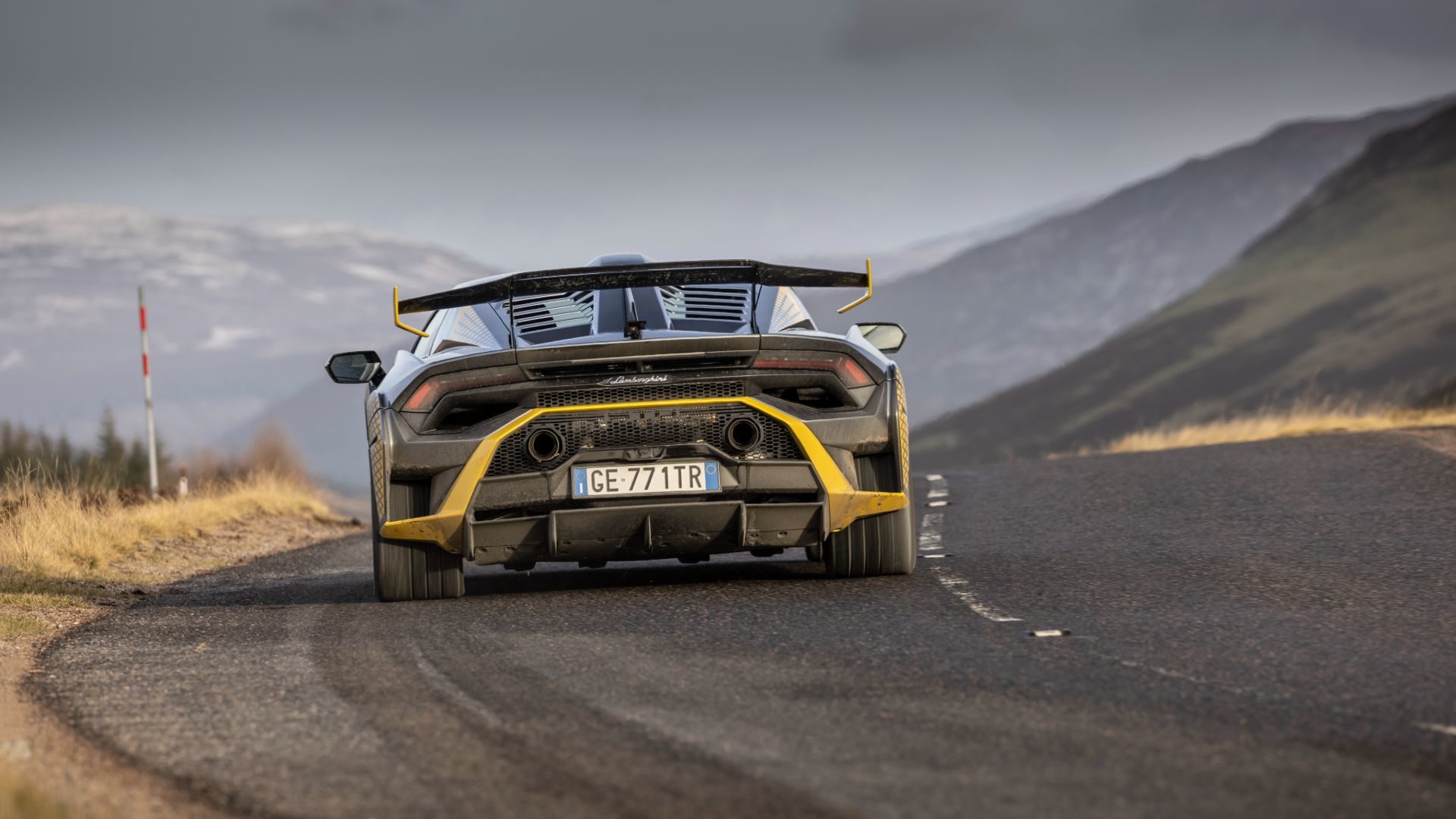 Lamborghini Huracan STO