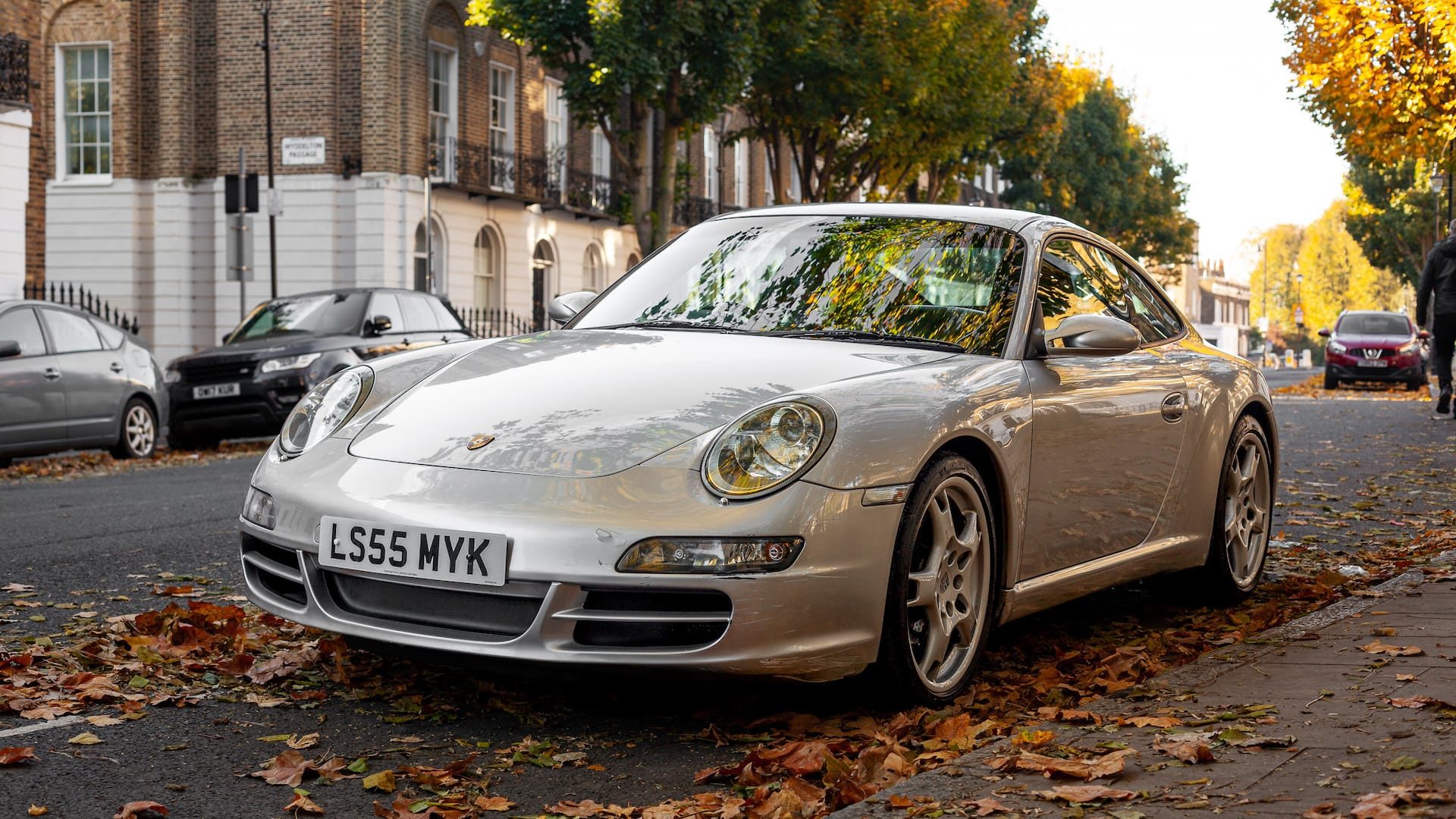 Jennifer Saunders Porsche 911 Carrera S